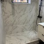 Location De Chambre Privee Dans Residence Securisee Privee,Parking Gratuit , 1 Minute Du Tramway, A 9 Minute Du Centre Ville, Accessible A Plusieurs Transports
